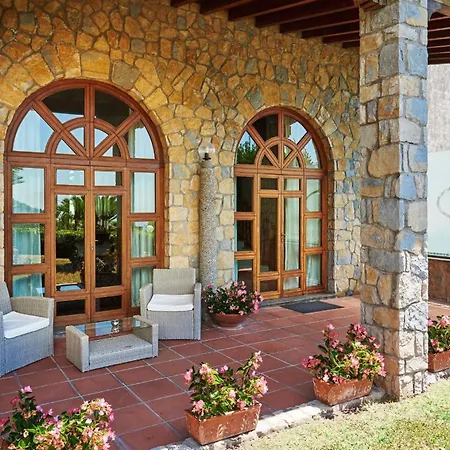 Minuta Luxury With Pool Villa Scala